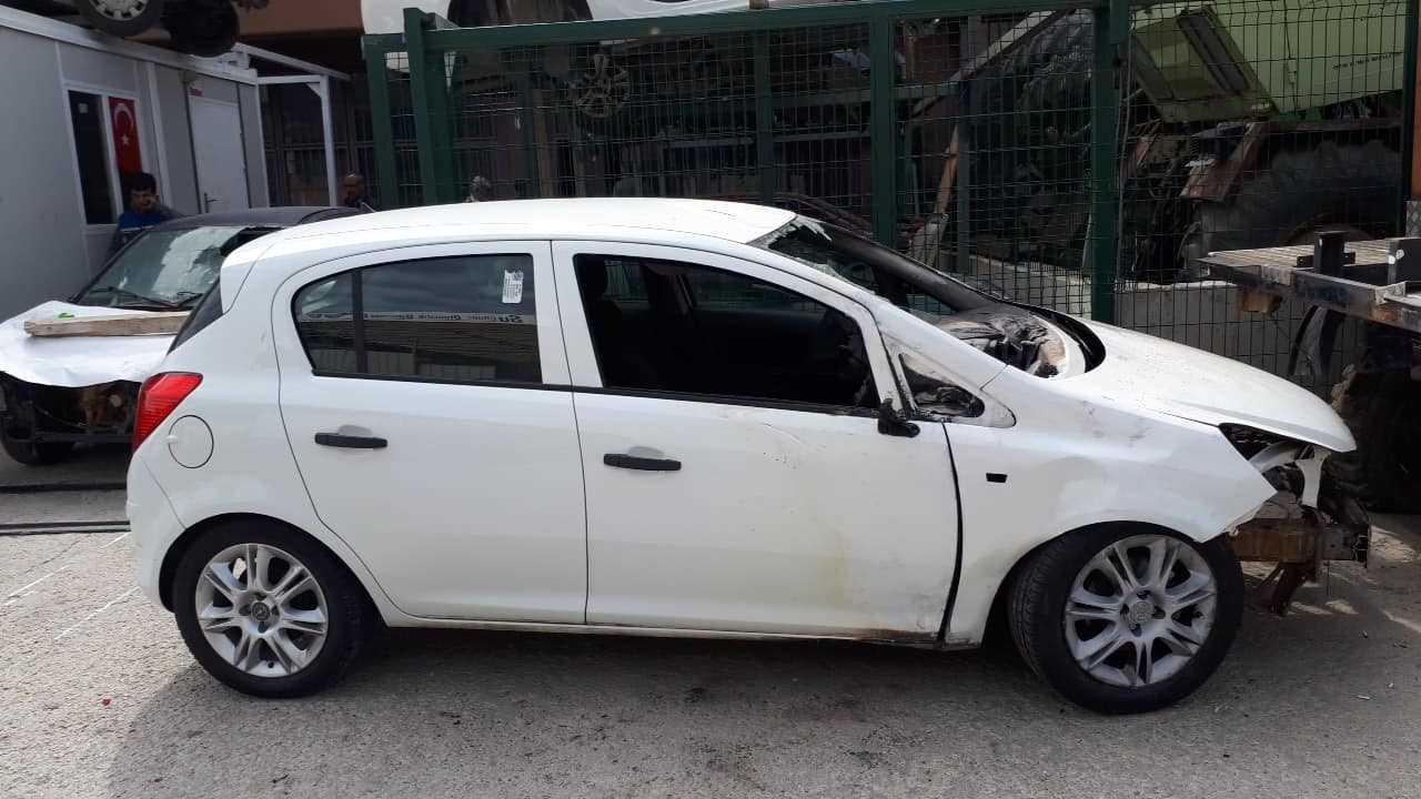 2013 OPEL CORSA ÇIKMA HATSIZ BEYAZ